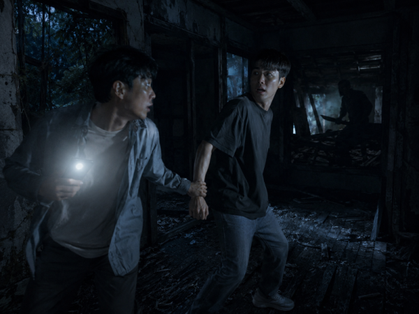 귀신보는 친구 이야기 폐가체험 1.png